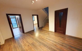 Casa D+P+M.  450 mp teren, 5 camere, garaj, pretabila pt. birouri - Poză 16