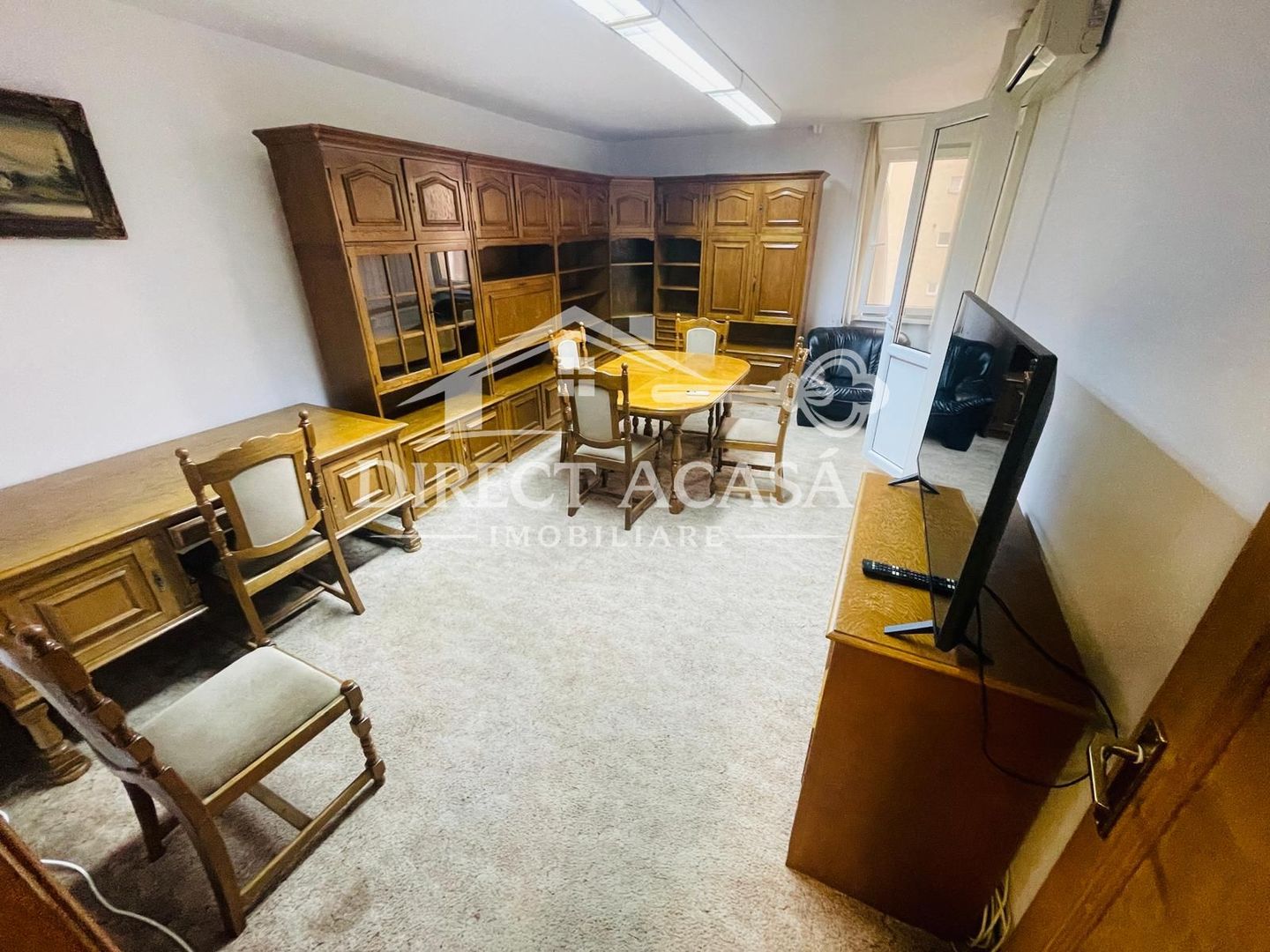 Apartament cu 3 camere de inchiriat-Central - Poză 2