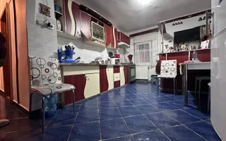 Apartament spațios cu 4 camere de vânzare! - Poză 11