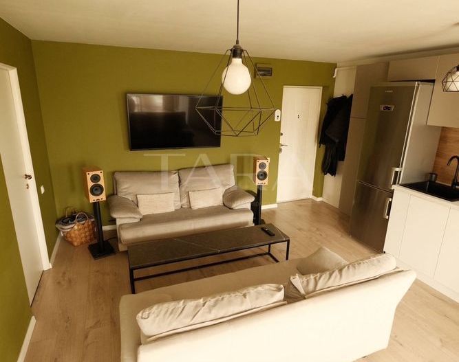 Apartament cu 2 camere, parcare subterană, zona Eroilor. - Poză 2