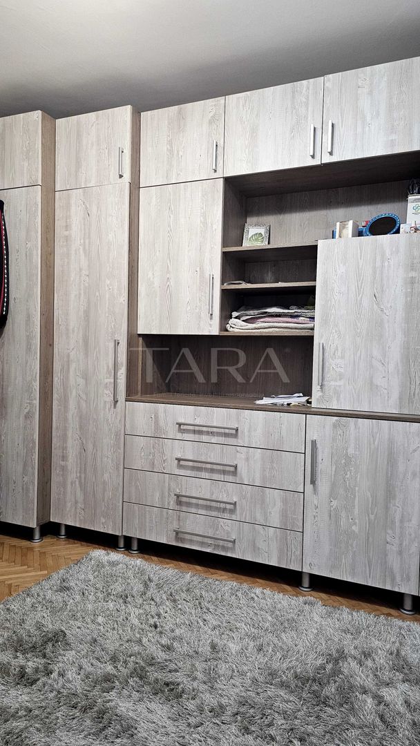 Apartament luminos cu 2 camere și vedere spre oraș. - Poză 4