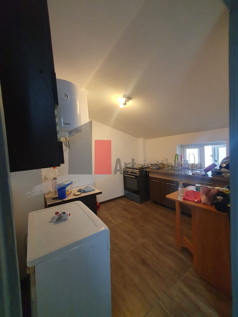 Mansarda 2 camere Foisorul de Foc - Poză 5