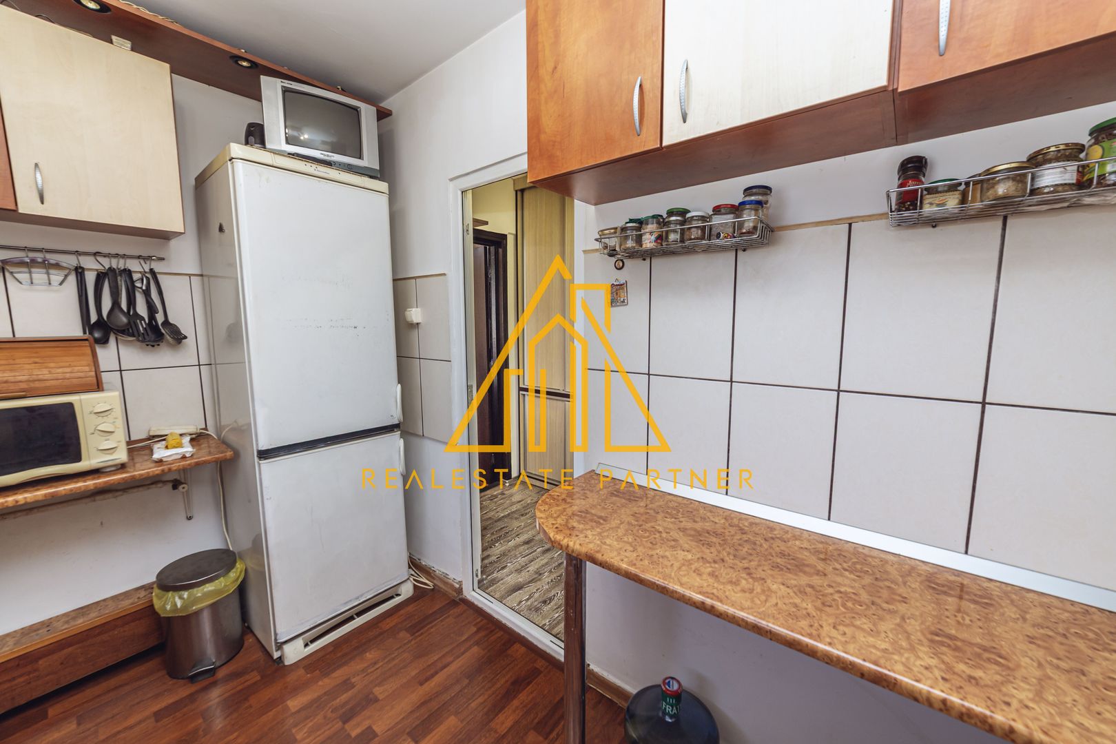 Apartament 3 camere semidecomandat – Berceni, Sector 4, aproape de Sun Plaza - Poză 22