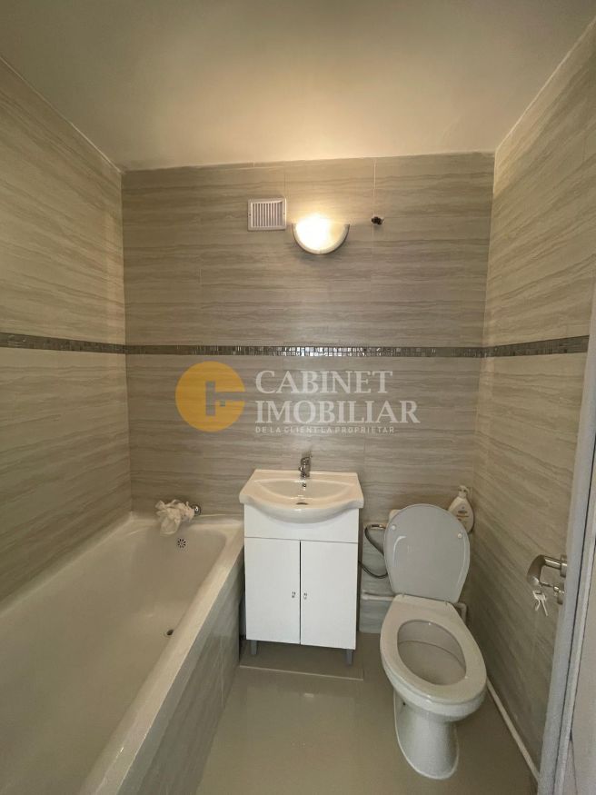 Tatarasi - DECOMANDAT - 55mp - FARA RISC - renovat complet - Poză 6