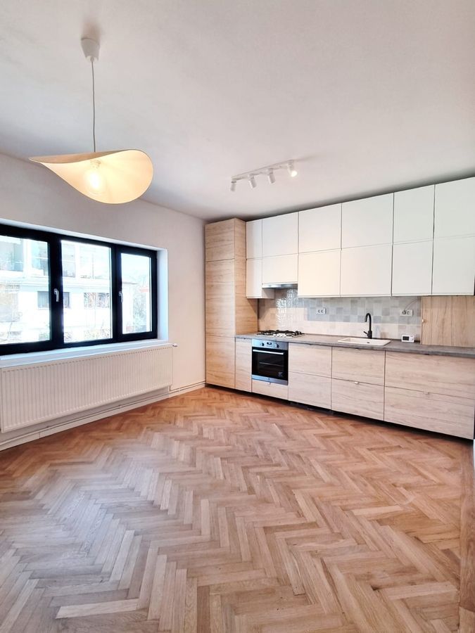 APARTAMENT PRIMAVERII | RENOVAT - Poză 1