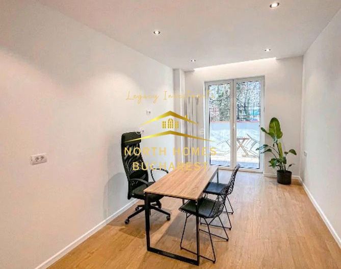 Apartament generos, 4 camere, terasa si doua locuri de parcare, Piata Victoriei - Poză 3