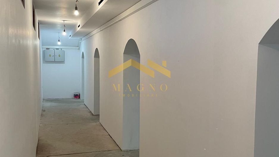 Spatiu comercial de vanzare in Piata Arenei-Boul Rosu - Poză 4