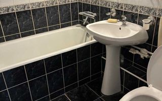 Apartament 3 camere, 2 băi, 50 m de metrou Ștefan cel Mare - Poză 4