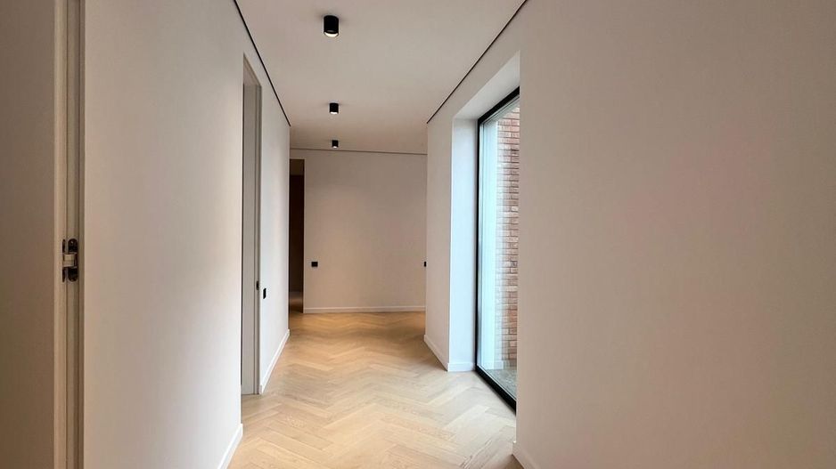 Vila eleganta | arhitectura moderna, panouri solare, finisaje premium și piscina - Poză 20