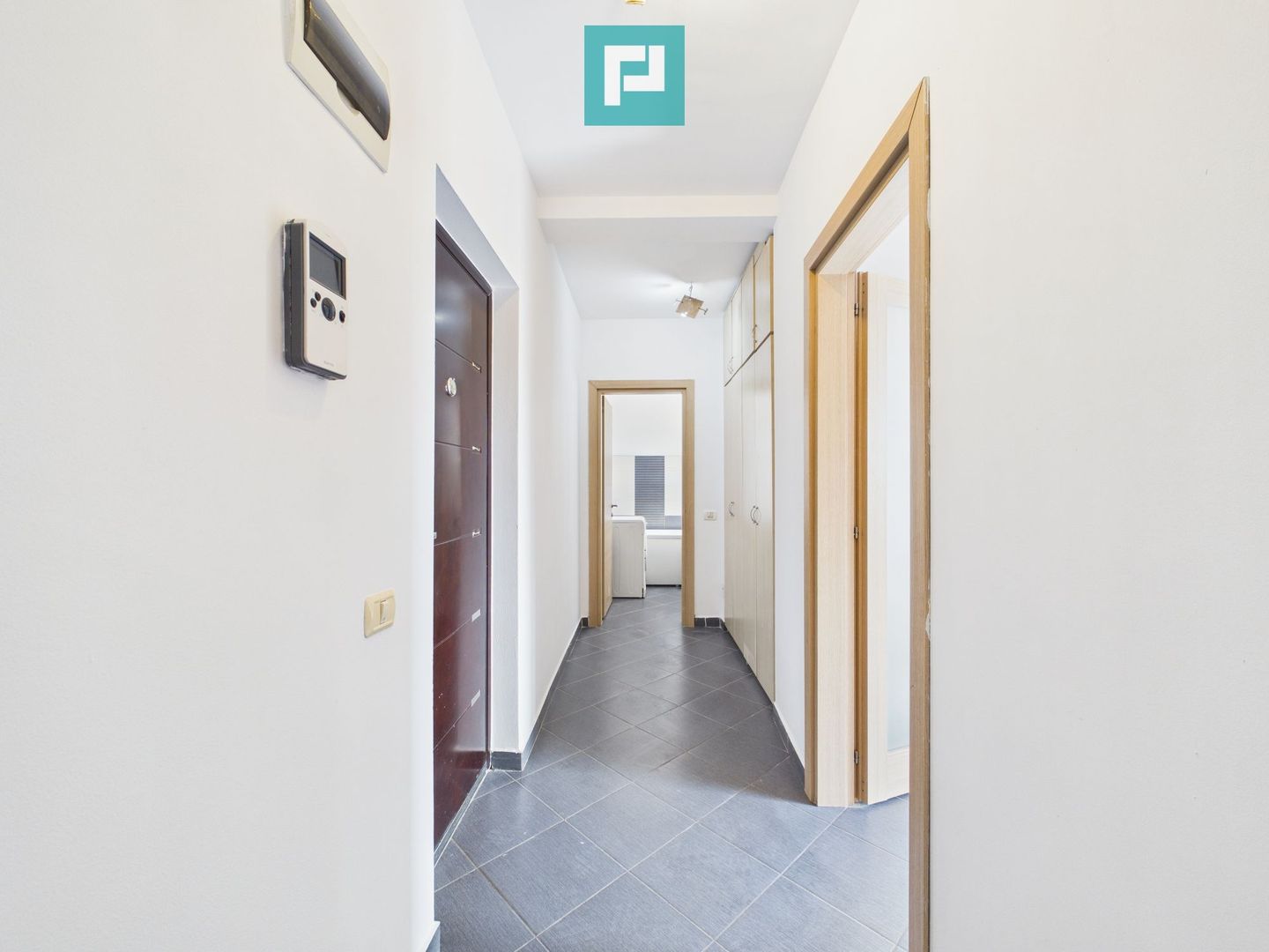 Apartament cu o cameră mobilat si utilat - Poză 6
