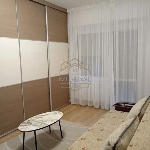 Zonă ultracentrală, apartament decomandat spre închiriere cu 2 camere - Poză 3