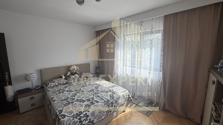 VILA S+P+E-306 MP, TEREN 2078 MP, CAMPULUNG - Poză 47