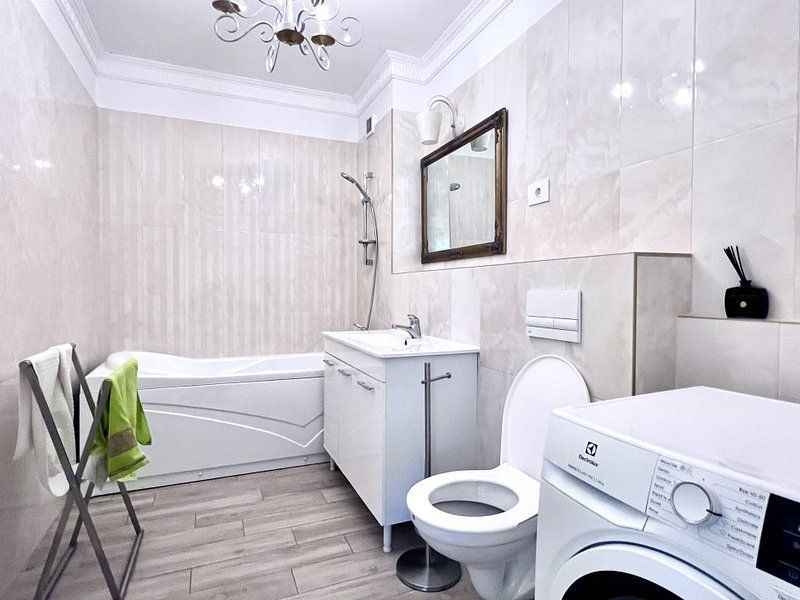 Apartament 2 camere, parter înalt, zona Aradului - British School - Poză 10