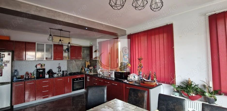 Vilă 6 camere | Piscină 6 m | 500 mp Teren | Fotovoltaice|Sacalaz - Poză 1