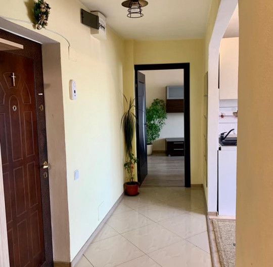 Inchiriere Apartament Ultracentral zona 1 Mai - Poză 4