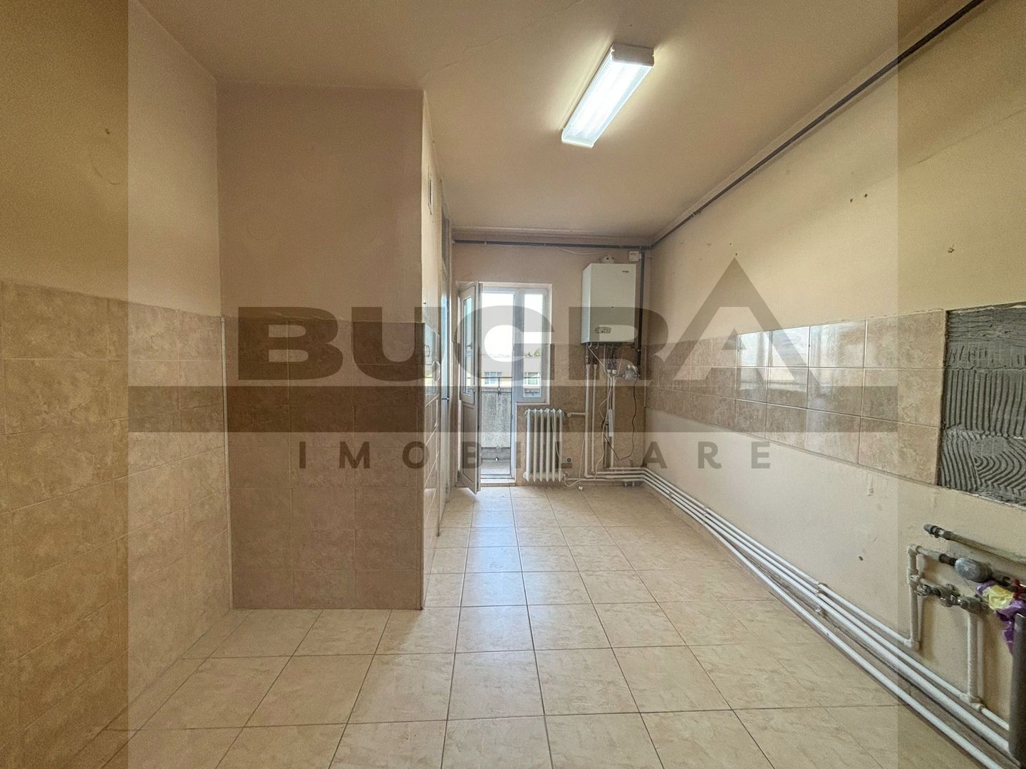 Apartament 3 camere decomandate, 65 mp, 3 balcoane, zona Titulescu - Poză 1