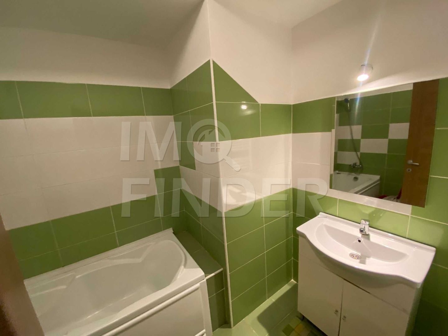 Apartament 1 Camera Iulius MAll - Poză 4