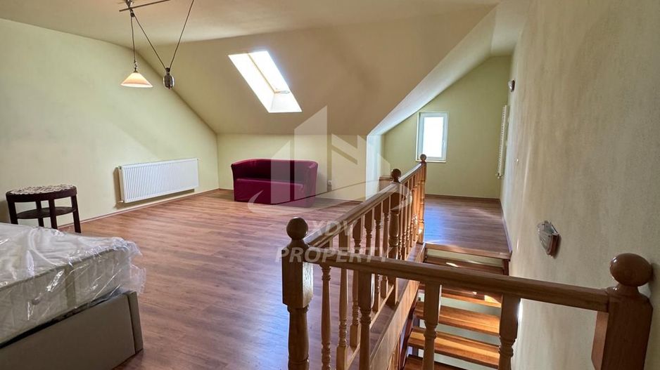 Casa tip duplex , prima inchiriere , 4 camere, 2 bai - Poză 14