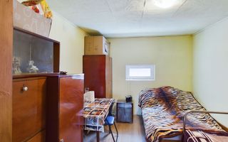 Casă cu 4 camere în Bujac. - Poză 7