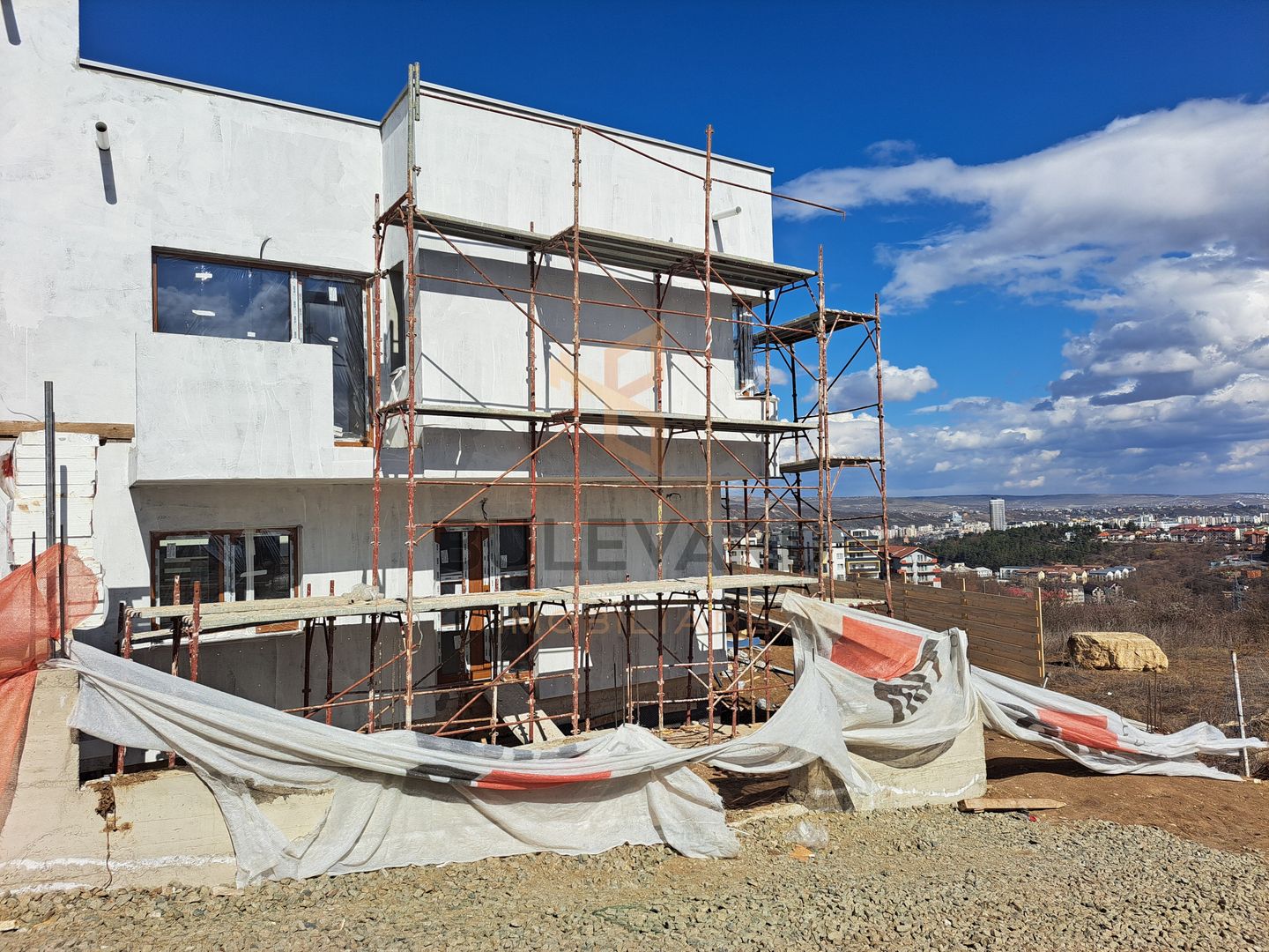 Casa tip duplex in zona Vivo Mall,  str Razoare Floresti - Poză 2