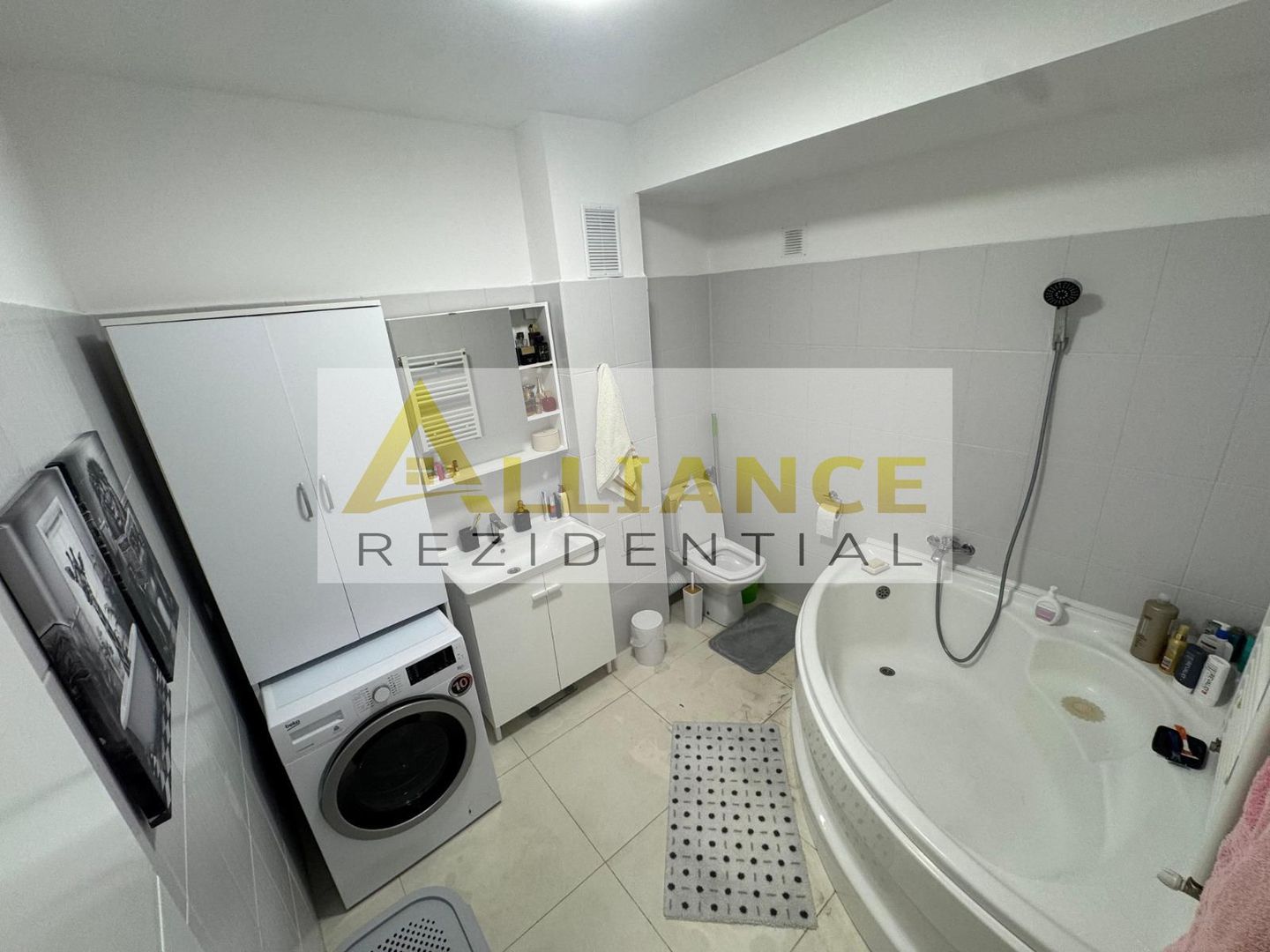Apartament 2 camere gata de mutare Aparatorii Patriei - Poză 10