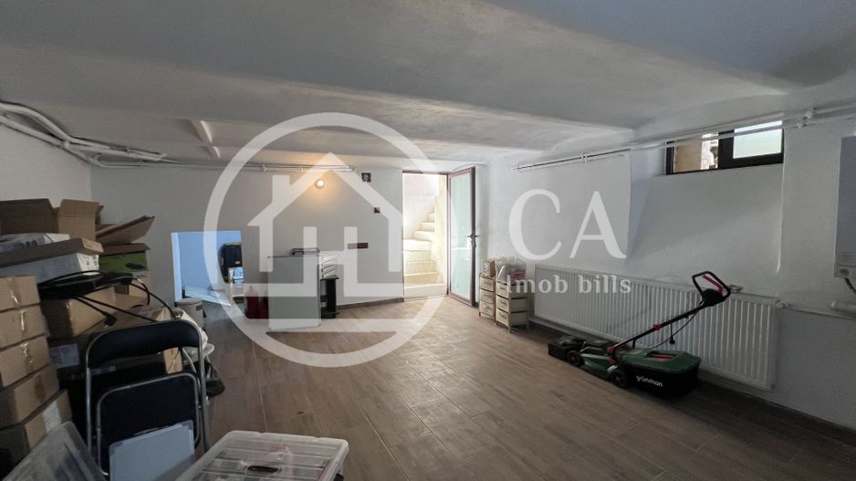 Casa cu 5 camere de vânzare in zona Centrala, Oradea - Poză 22