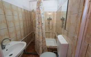 Garsonieră 17 mp în Canta, bloc Contis, etaj 4/4, baie, centrală, mobilată, utilată, renovată - Poză 2