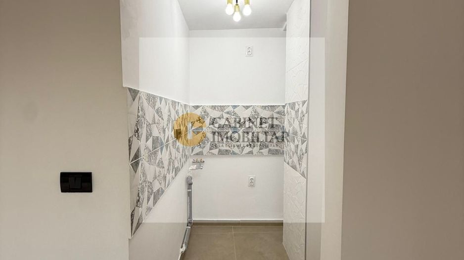 Parc Cismigiu | Garsoniera  | Etaj 1/5 | Renovata - Poză 3