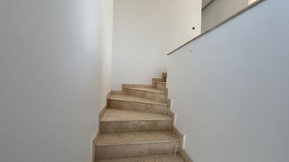 Vila moderna I TUNARI - Poză 2