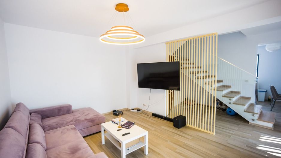 Vilă Modernă | 4 Camere | Pipera-Tunari | Curte Privată - Poză 1