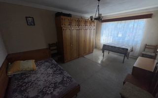APARTAMENT 3 CAMERE ETAJ 2 CAMPULUNG CARTIER GRADISTE - Poză 1