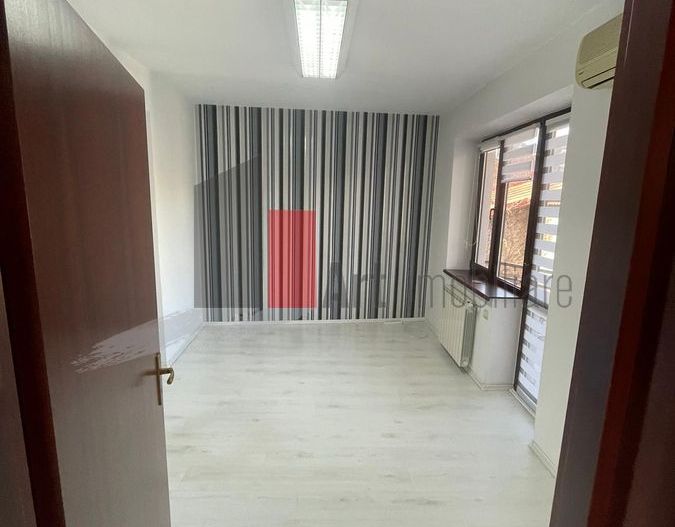 Va prezentam un apartament de 3 camere zona dorobanti,ideal firma sau locuit - Poză 6