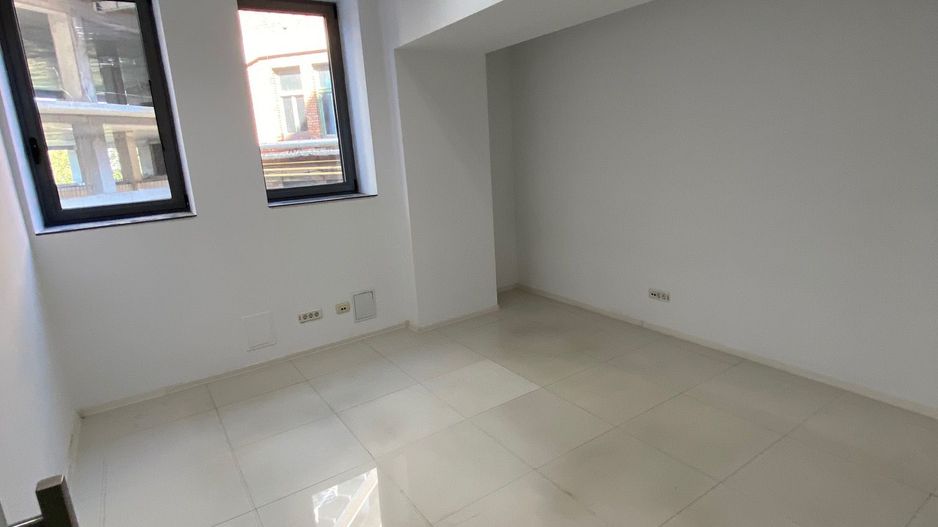 Spațiu de birouri de la 200 - 600mp - Poză 13