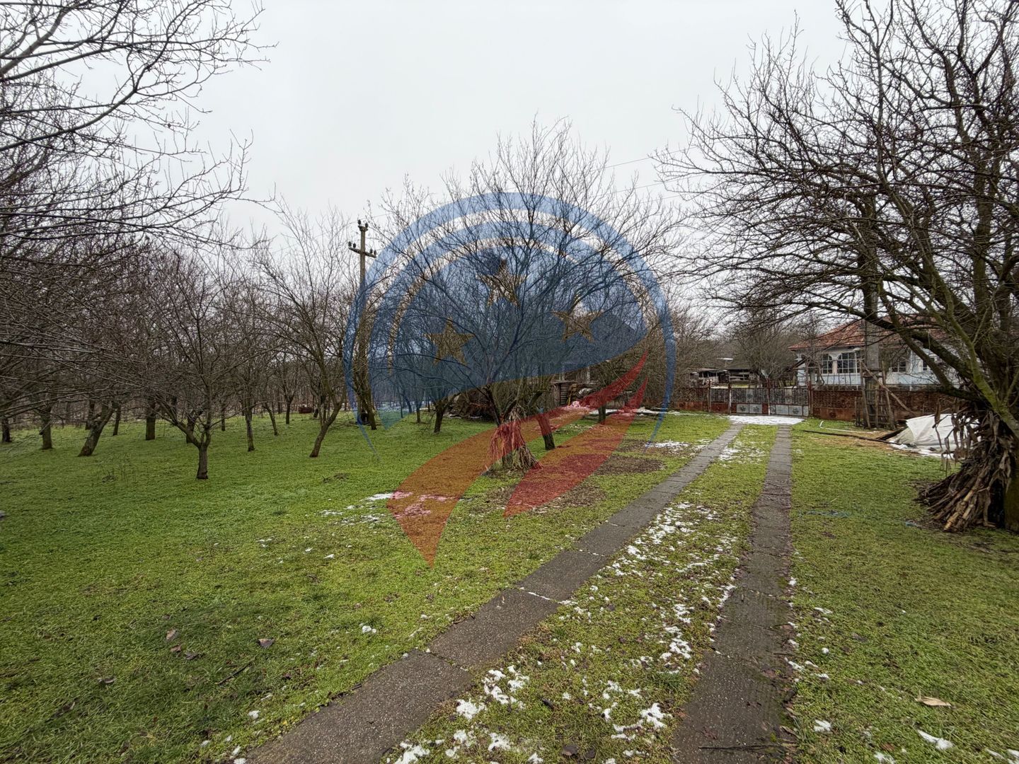 CASA CU TEREN 2500 MP LA 23 KM DE CRAIOVA CU TEAVA DE GAZE - Poză 11