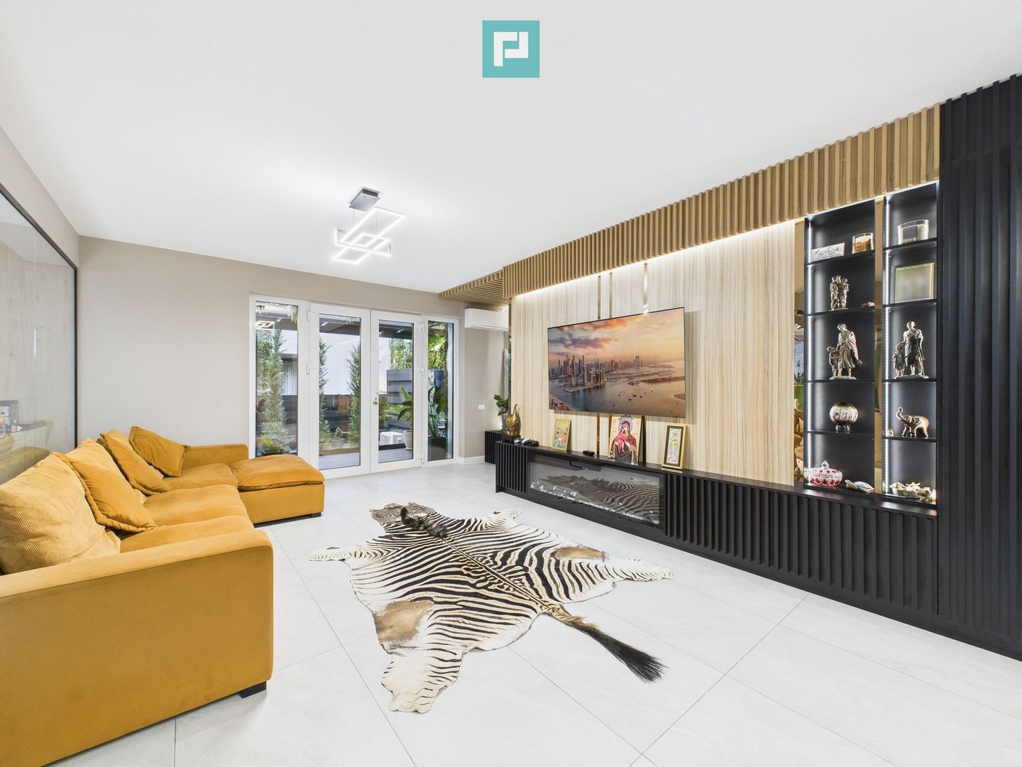 Casă modernă cu 5 camere, 4 băi și terasă închisă – Otopeni, central - Poză 10