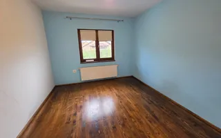 Casă individuală cu 6 camere și piscină în Alba Iulia, zona Cetate - Poză 14