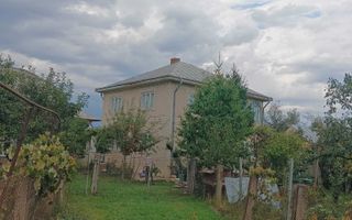 Casă cu etaj și teren de 1450 mp în Lunca, Pașcani - Poză 4