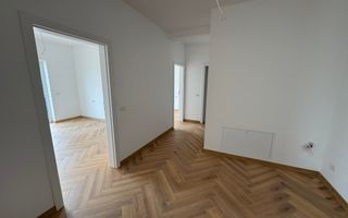 Penthouse cu terasa 70mp si 2 locuri de parcare in zona Torontalului - Poză 9