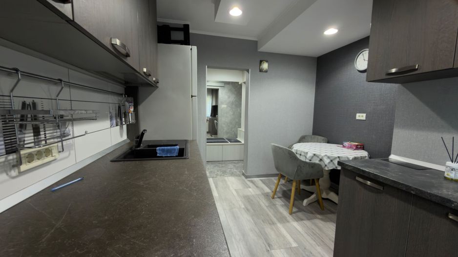 De inchiriat 3 camere  Giurgiului | Parcare | Berceni Resita - Poză 12