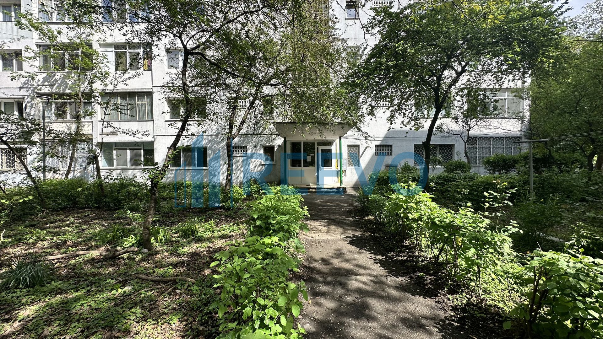 Apartament 2 camere etajul 1, Ale. Parcului - Poză 1