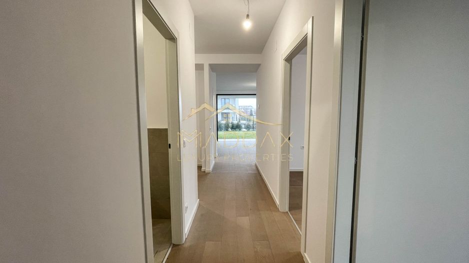 4 rooms apartment***181sqm***// 84sqm garden // Baneasa - Poză 9