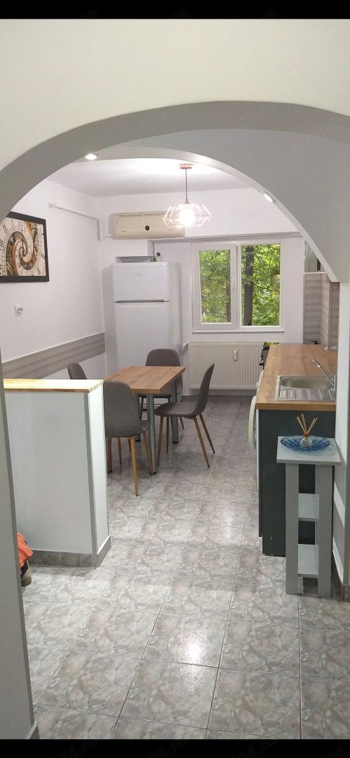De Închiriat: Apartament 3 Camere – Metrou Constantin Brâncoveanu - Poză 3