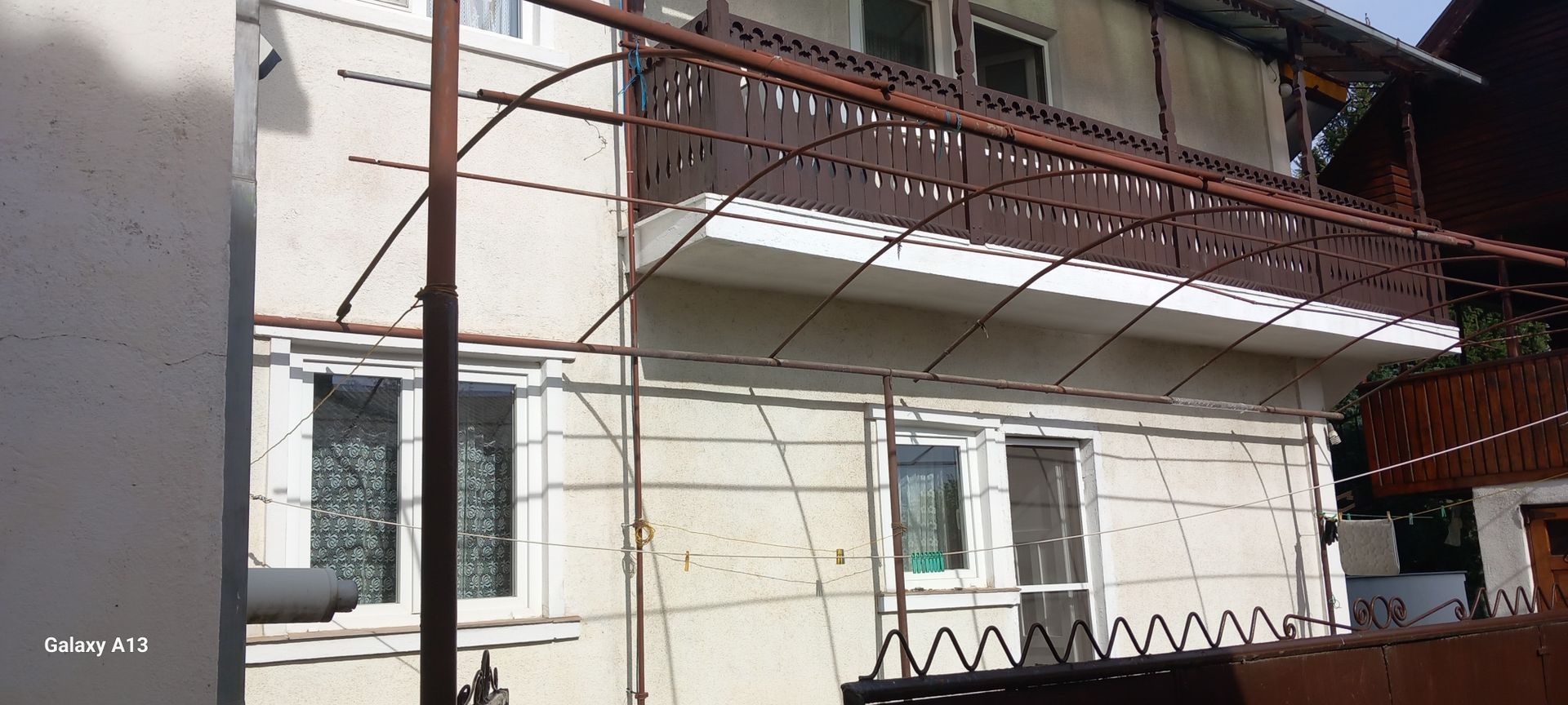 BRASADAS vinde casa cu 6 cam 2 bai cu tern 3.3 ari. - Poză 1