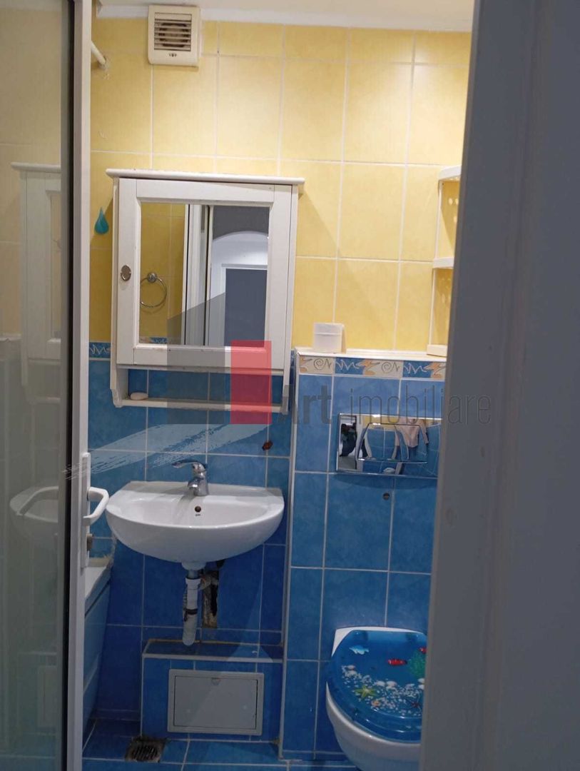 Apartament 2 camere, necesita renovare - Poză 5