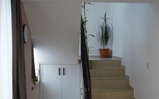 Casă familială spațioasă în zonă liniștită | Sângeorgiu de Mureș | - Poză 13