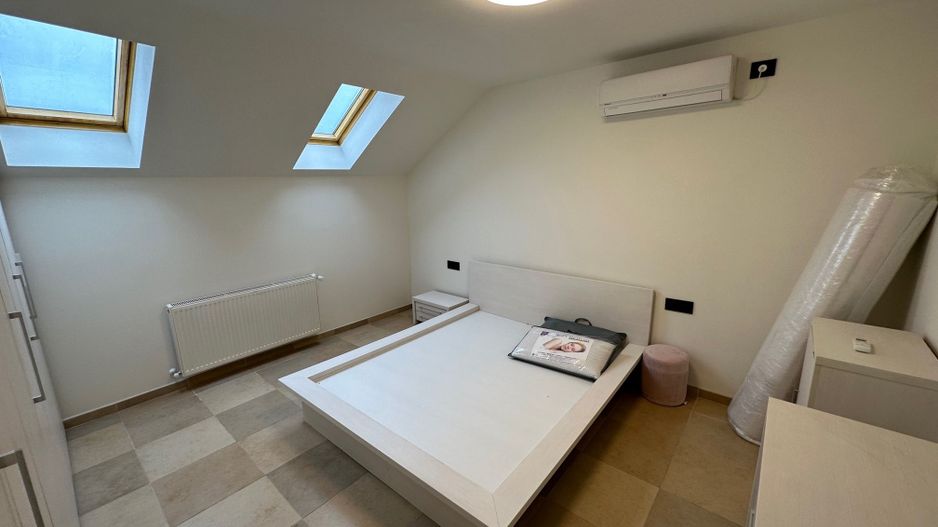 Apartament cu 3 camere de închiriat Dumbravita - Poză 13