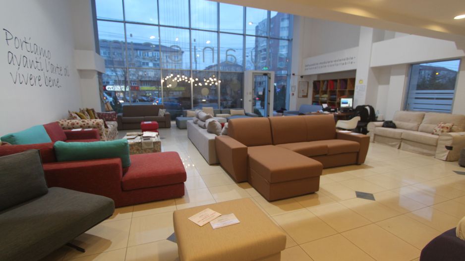 Showroom -150mp-zona de Nord - Poză 13