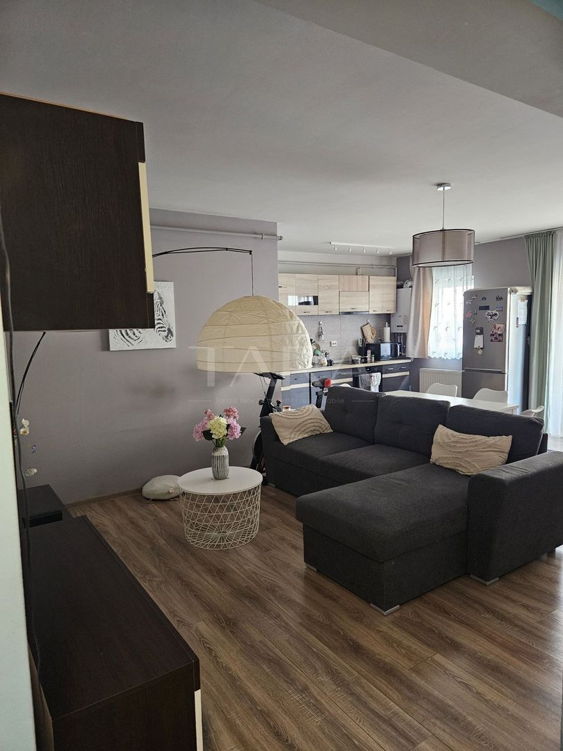 Apartament 2 camere, zona Florilor . - Poză 1
