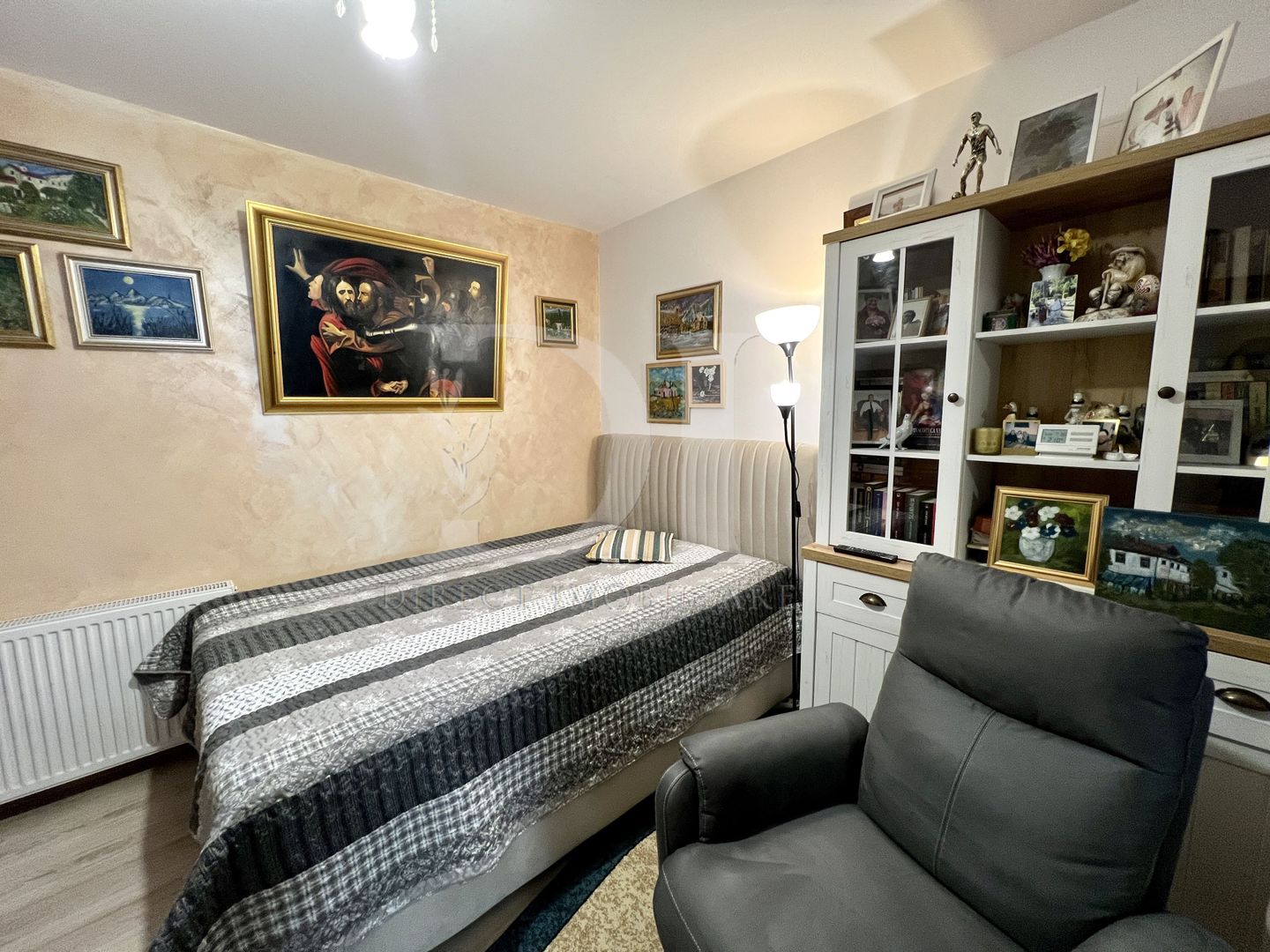 Apartament trei camere / Parcare / Zona Florilor - Poză 1