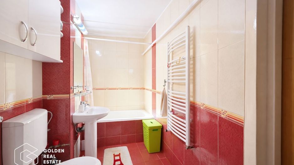 Apartament 5 camere decomandat, cu garaj si boxa, zona Vlaicu - Poză 10